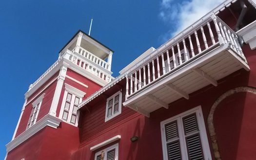 Sold Under Reservation – Aura Winkel